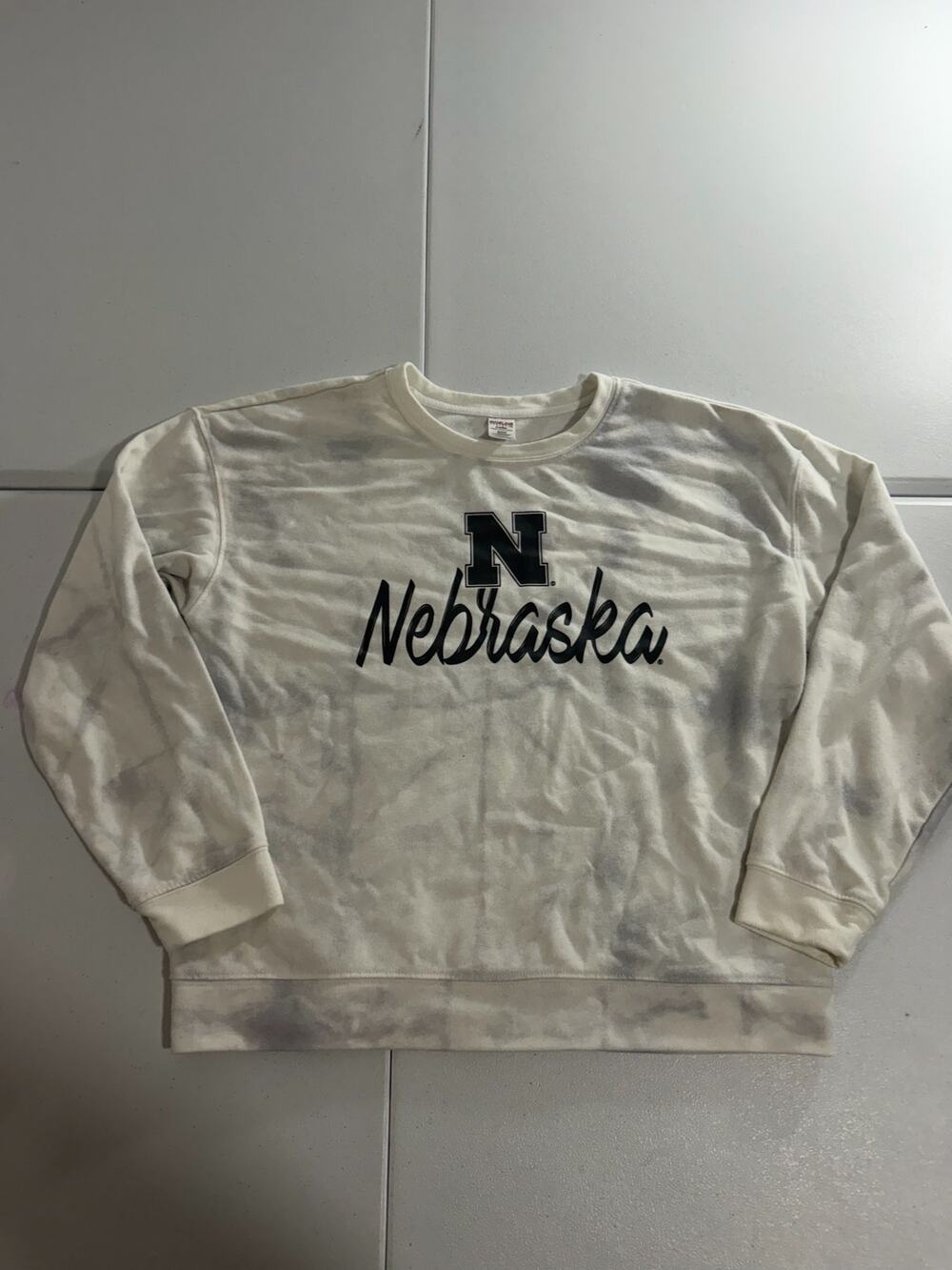 Nebraska Cornhuskers Womens Small Crewneck Sweatshirt Cream Tie Dye Sideline